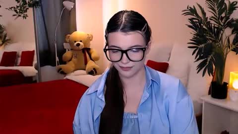 Snapshot of julia485262 chatting on 05.29.26 julia485262 online show from 05.29.26