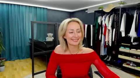 julia__cherry_ online show from 05.31.26