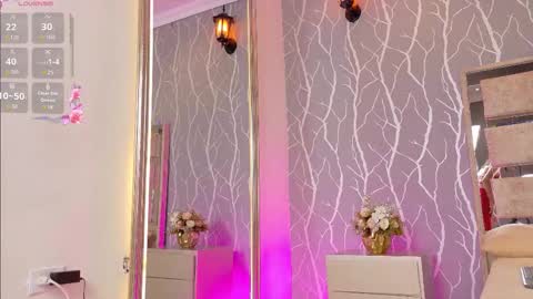 Snapshot of julia_rivers chatting on 12.21.25 julia_rivers online show from 12.21.25