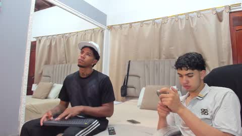 Snapshot of julian_billy chatting on 12.26.24 julian billy online show from 12.26.24