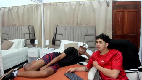 Snapshot of julian_billy chatting on 01.05.25 julian billy online show from 01.05.25