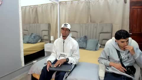 Snapshot of julian_billy chatting on 01.14.25 julian billy online show from 01.14.25