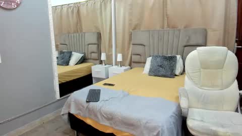 Snapshot of julian_billy chatting on 01.16.25 julian billy online show from 01.16.25