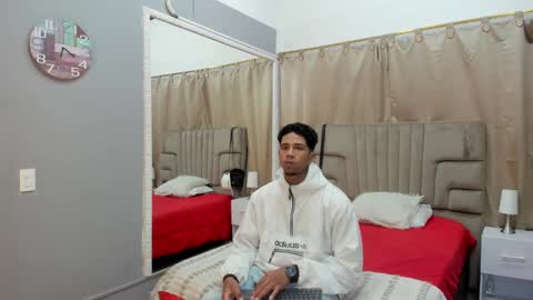 Snapshot of julian_billy chatting on 02.03.25 julian billy online show from 02.03.25