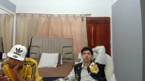 Snapshot of julian_billy chatting on 02.10.25 julian billy online show from 02.10.25