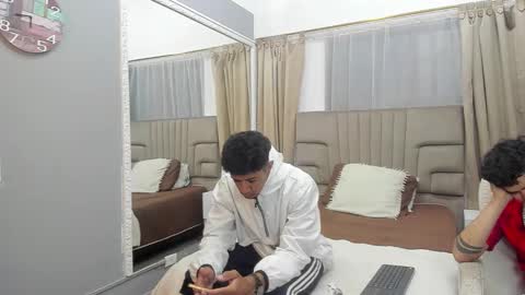 Snapshot of julian_billy chatting on 02.14.25 julian billy online show from 02.14.25