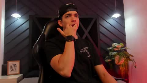 JULIAN  online show from 01.19.26