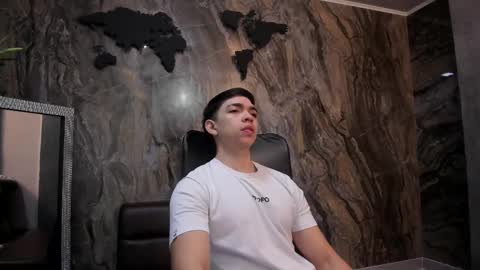 JULIAN  online show from 02.18.26