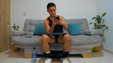 julian_wallace online show from 12.07.24