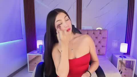 Snapshot of julianaa_castro chatting on 07.10.26 JULIANA CASTRO online show from 07.10.26