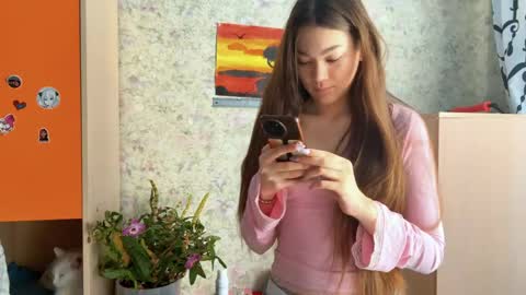 Viola online show from 04.15.26