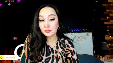 Snapshot of julianna_jamii chatting on 12.15.24 Julianna online show from 12.15.24