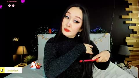 Snapshot of julianna_jamii chatting on 12.20.24 Julianna online show from 12.20.24