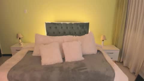 Julianne online show from 11.02.25