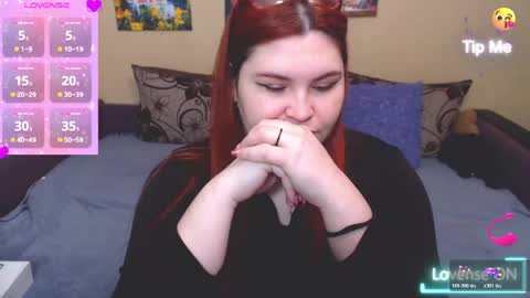 Snapshot of juliasane_ chatting on 04.24.26 Jul online show from 04.24.26