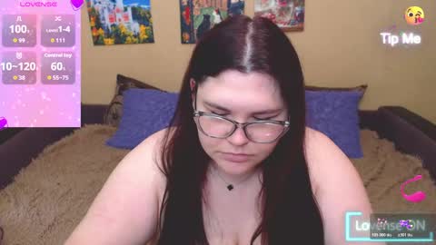 Snapshot of juliasane_ chatting on 05.31.26 Jul online show from 05.31.26