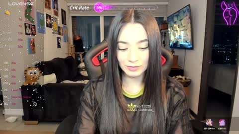 Snapshot of julidavila chatting on 02.04.25 Jeimy Help me to reach 100 thumbs up online show from 02.04.25