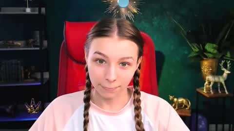 juliedaniel online show from 11.10.25