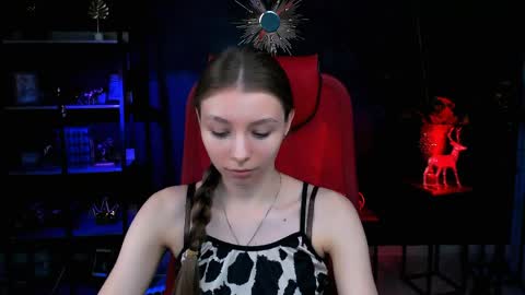 juliedaniel online show from 04.10.26