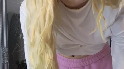 Julia online show from 09.24.25