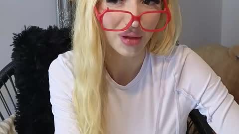 Julia online show from 10.14.25