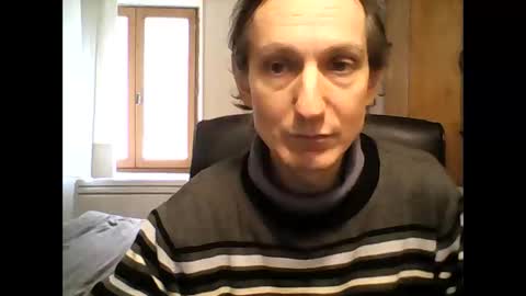 Snapshot of julien31x chatting on 02.10.25 Julienxx31 online show from 02.10.25