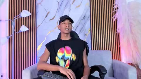 Julien online show from 09.29.25