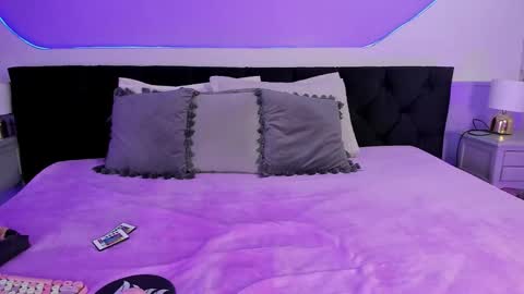 Julieta  online show from 09.20.25