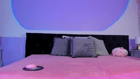 Julieta  online show from 10.03.25