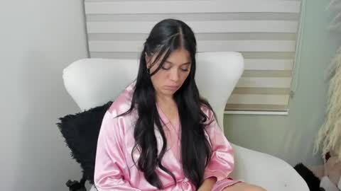 Snapshot of julieta_evans_1 chatting on 07.18.26 Julieta online show from 07.18.26