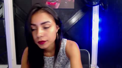 Snapshot of julieta_fn chatting on 03.03.25 julieta_fn online show from 03.03.25