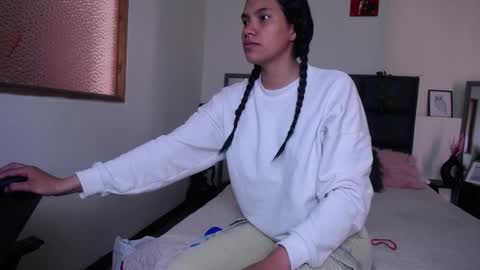 Snapshot of julieta_parker7 chatting on 02.17.26 Julieta online show from 02.17.26