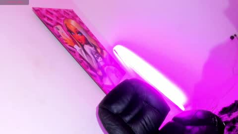 Snapshot of julieta_princess_ chatting on 05.24.26 online show from 05.24.26