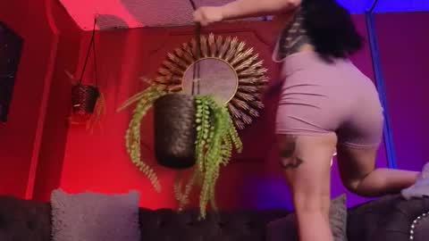  Julieta  online show from 11.12.25