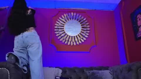 Snapshot of julieta_russell chatting on 02.12.26 Julieta online show from 02.12.26