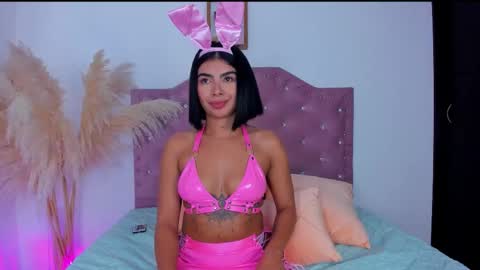 Snapshot of julietagames69 chatting on 11.01.25 Julieth Gomez online show from 11.01.25