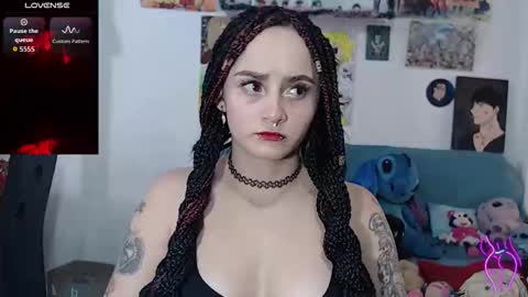 Snapshot of julietajaguar chatting on 12.01.25 Julieta Jaguar online show from 12.01.25