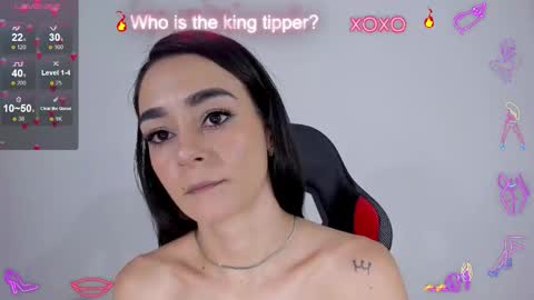 serafelle online show from 10.19.25