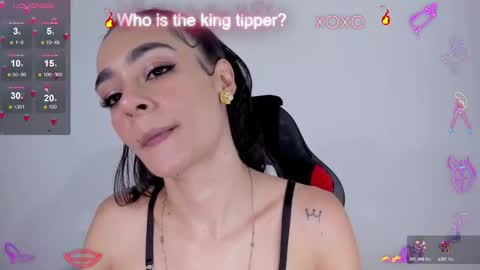 serafelle online show from 10.22.25