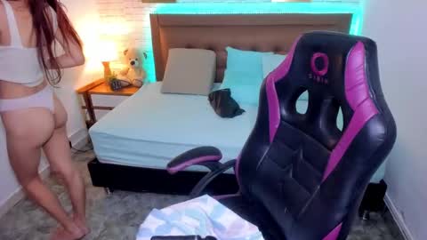 Julieth  online show from 10.06.25