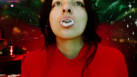 Snapshot of julieth_sex1 chatting on 05.17.26 online show from 05.17.26