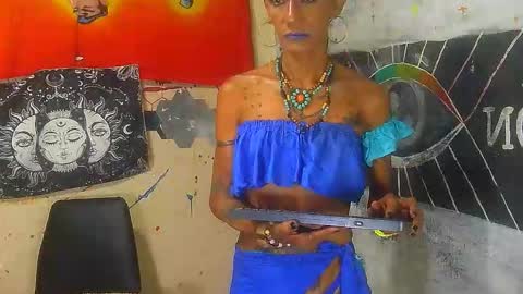 Julieth Wolf online show from 11.15.25