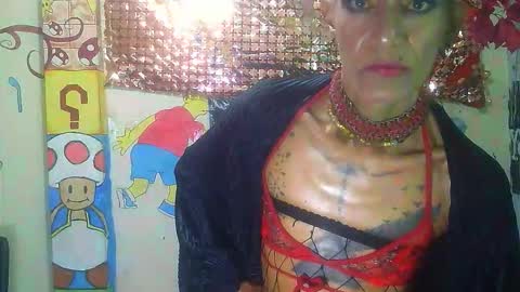 Julieth Wolf online show from 12.17.25