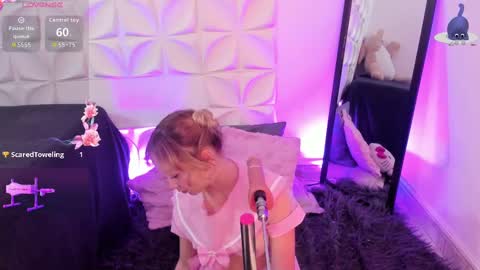 Julieth online show from 10.28.25