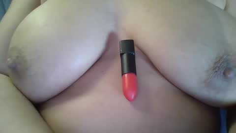 Snapshot of julietscam chatting on 12.28.24 julietscam online show from 12.28.24