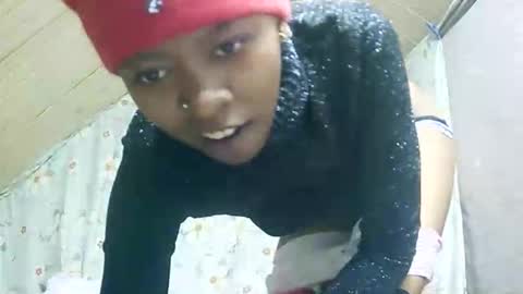 Snapshot of juliette9794 chatting on 09.22.25 juliette9794 online show from 09.22.25