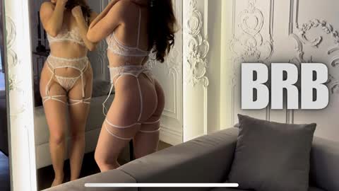 Julie online show from 12.18.24