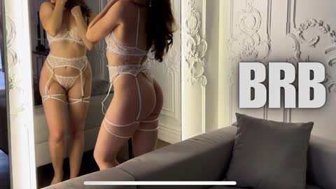 Julie online show from 01.18.25