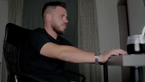 Snapshot of juliusmasters chatting on 10.01.25 JULiUS online show from 10.01.25