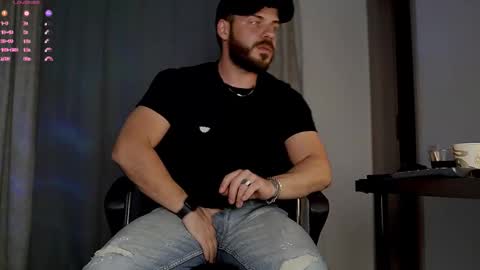 Snapshot of juliusmasters chatting on 10.29.25 JULiUS online show from 10.29.25